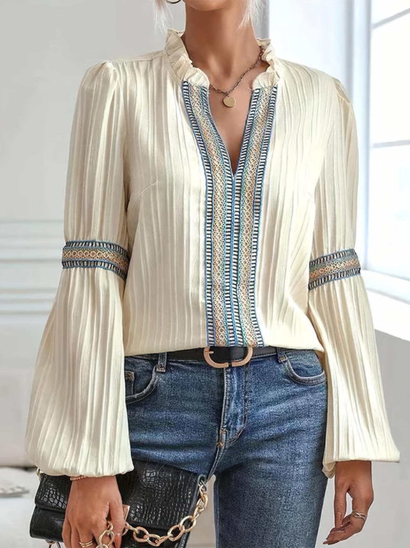 Damen Spitzenbluse mit eleganten Details Jully