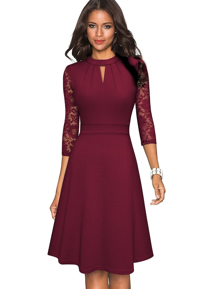Damen Spitzenkleid mit Ausgehöhltem Design Jully
