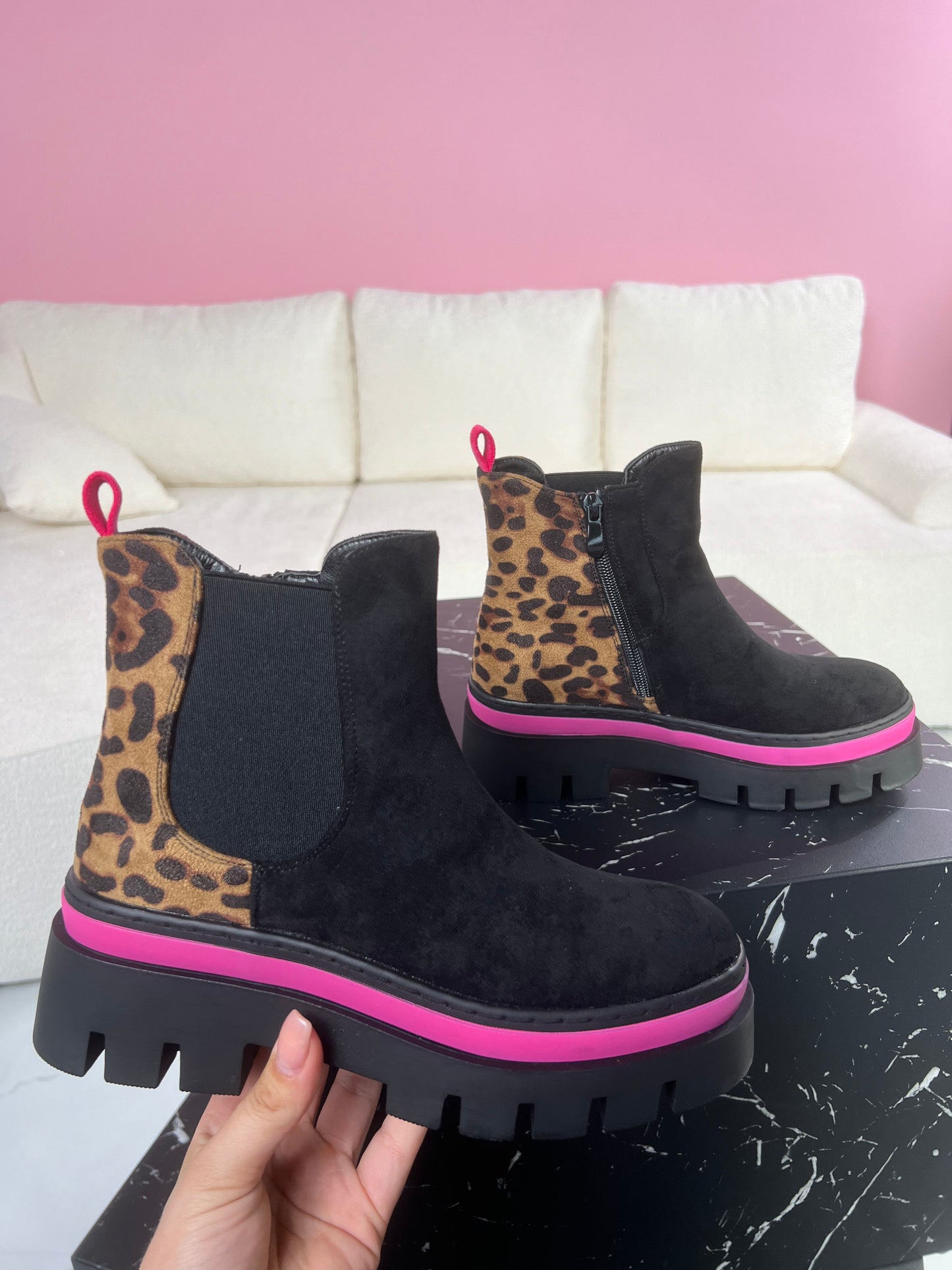 Damen Stiefeletten mit Sohlendetails aus Kunstleder Jully