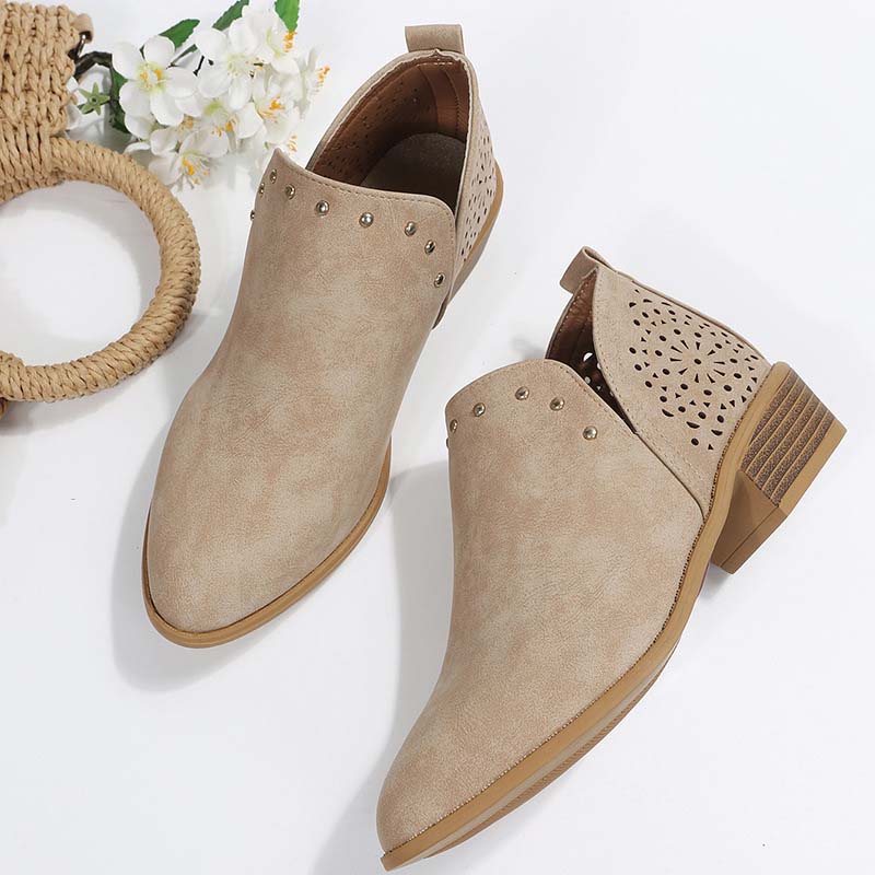 Damen Stiefeletten mit Spitze und Nieten Jully