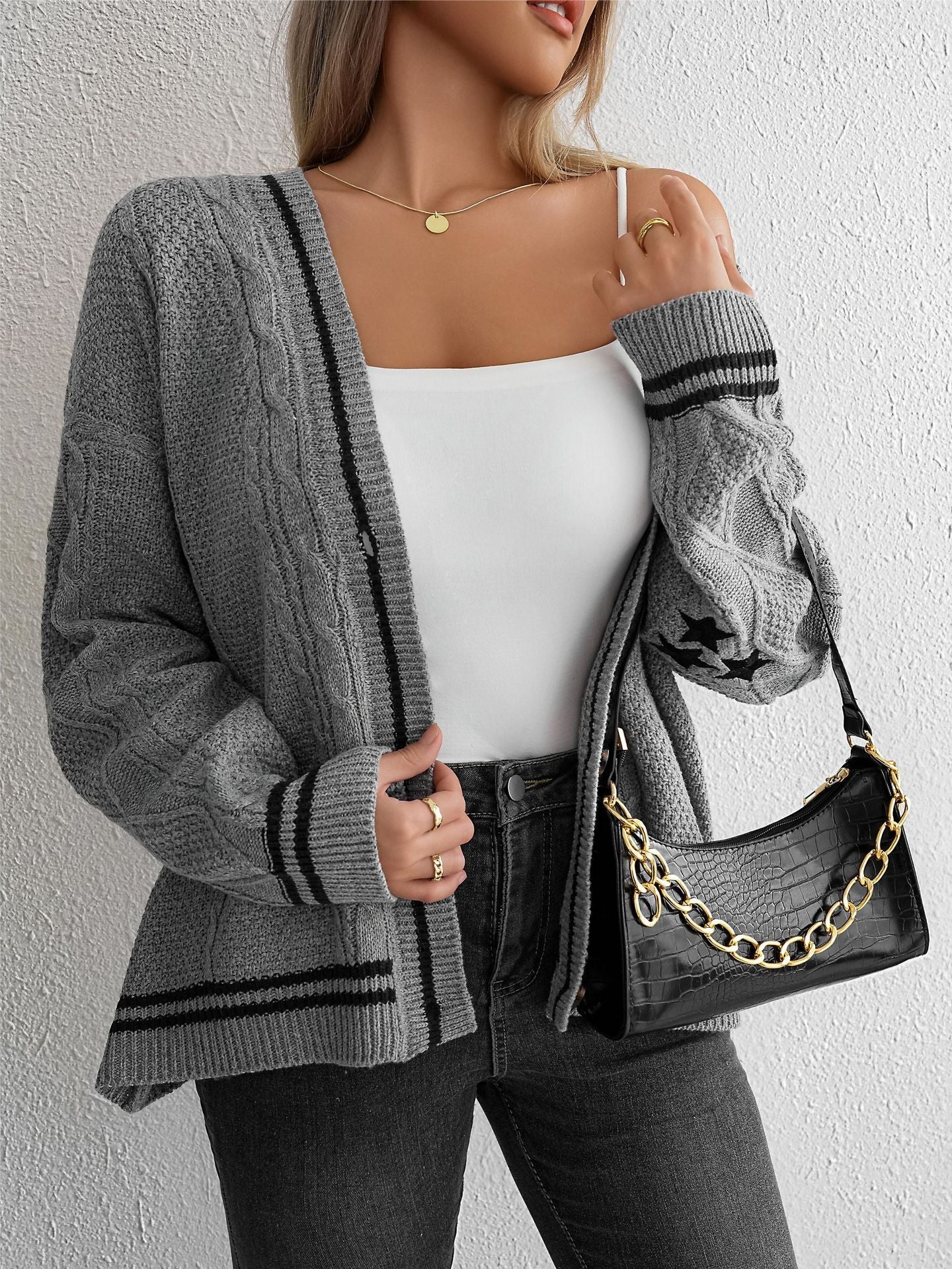 Damen Strickjacke mit Zopfmuster Jully