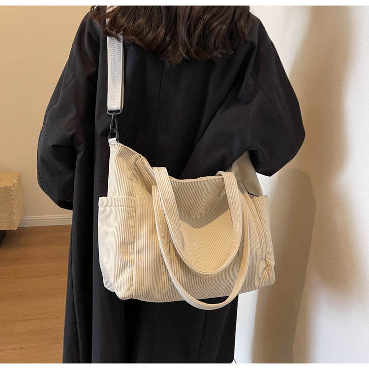 Damen Tote Bag aus Baumwolle mit zeitlosem Design Jully