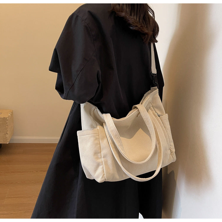 Damen Tote Bag aus Baumwolle mit zeitlosem Design Jully