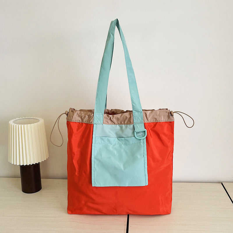 Damen Tragetasche aus Nylon mit wasserfestem Design Jully