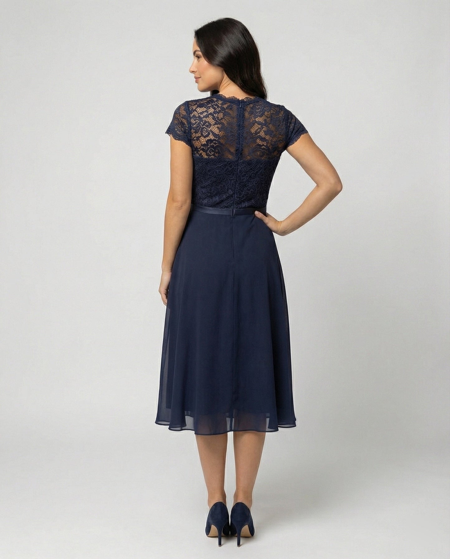 Damen Transparentes Kleid mit Femininer Silhouette Jully