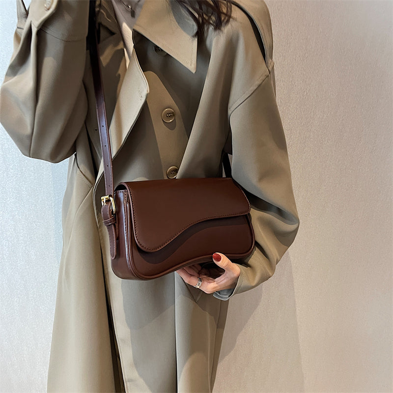 Damen Umhängetasche aus Leder im Vintage-Design Jully