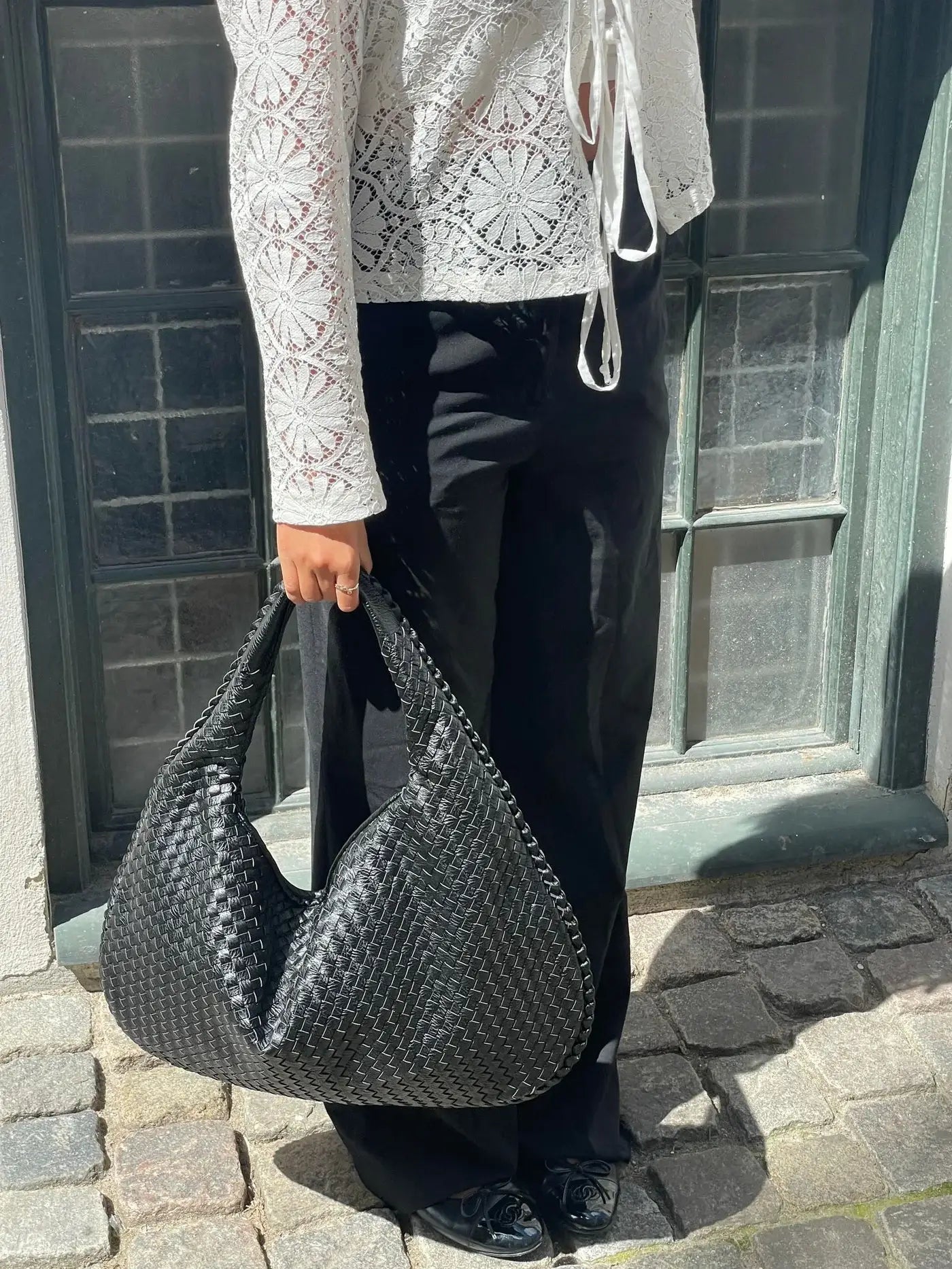 Damen Umhängetasche aus geflochtenem Material Jully