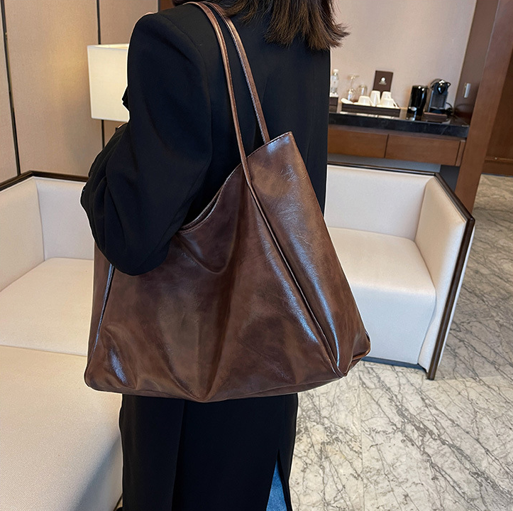 Damen Umhängetasche aus veganem Leder im Vintage-Stil Jully