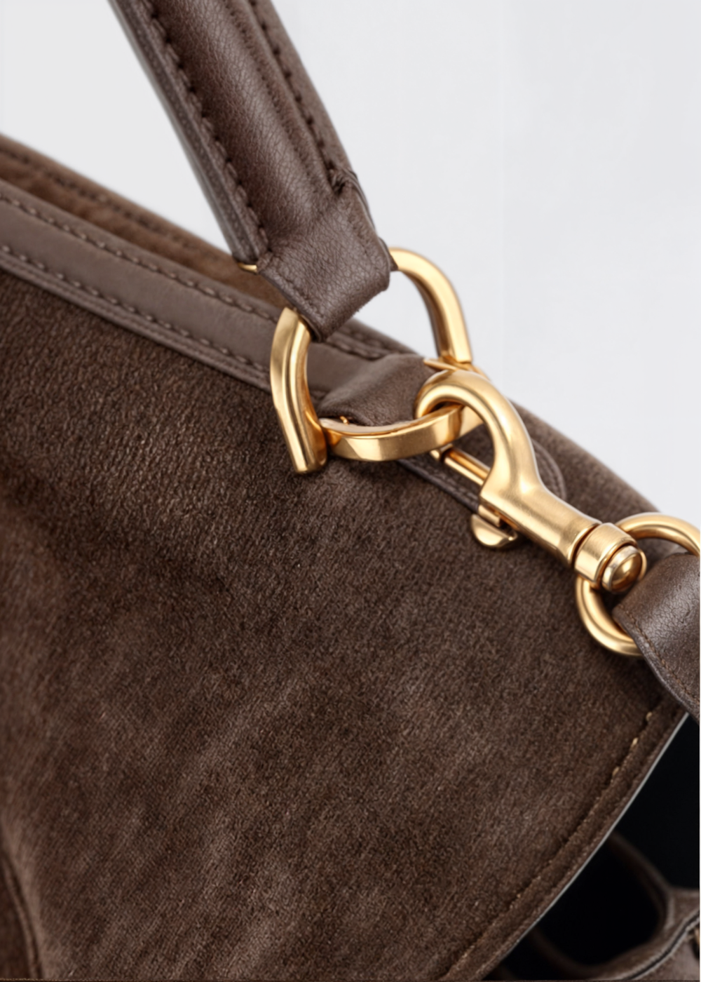 Damen Wildledertasche mit zeitlosem Design Jully