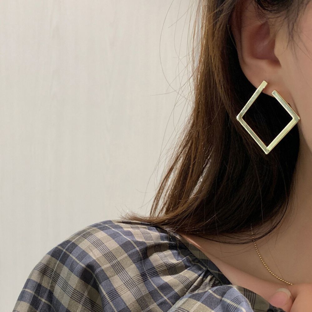 Damen quadratische Creolen in Gold Jully
