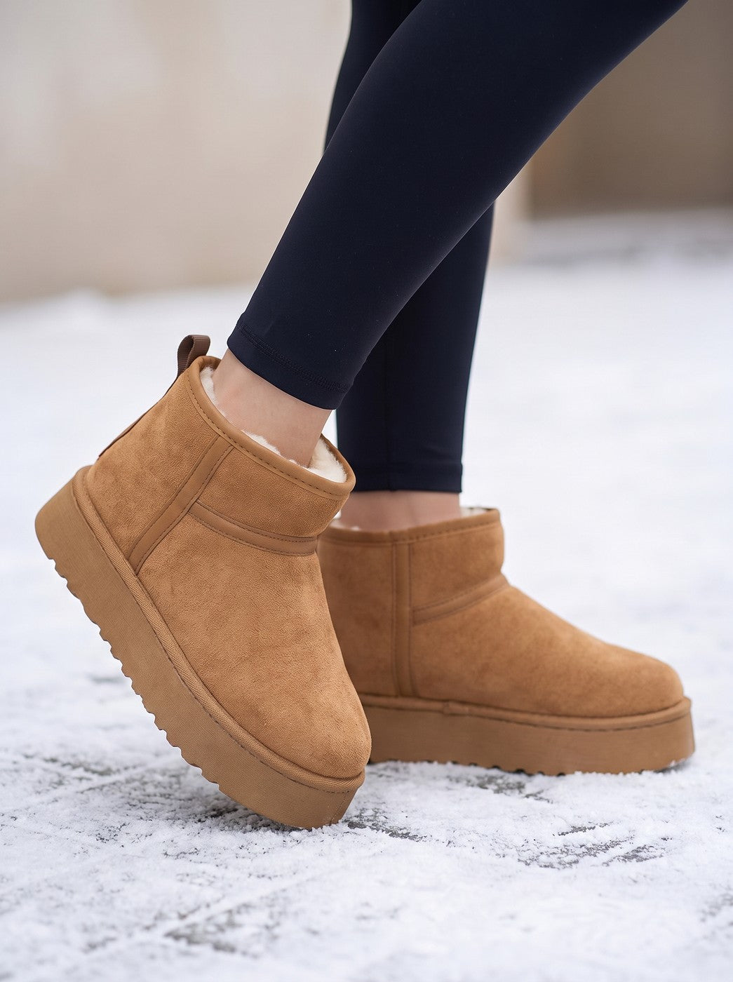Women's Cozy Lined Slip On Snow Boots